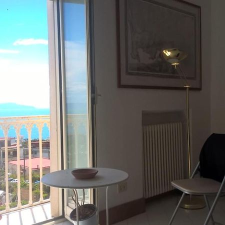 Posillipo: Soggiorno D'Incanto Lägenhet Neapel Exteriör bild