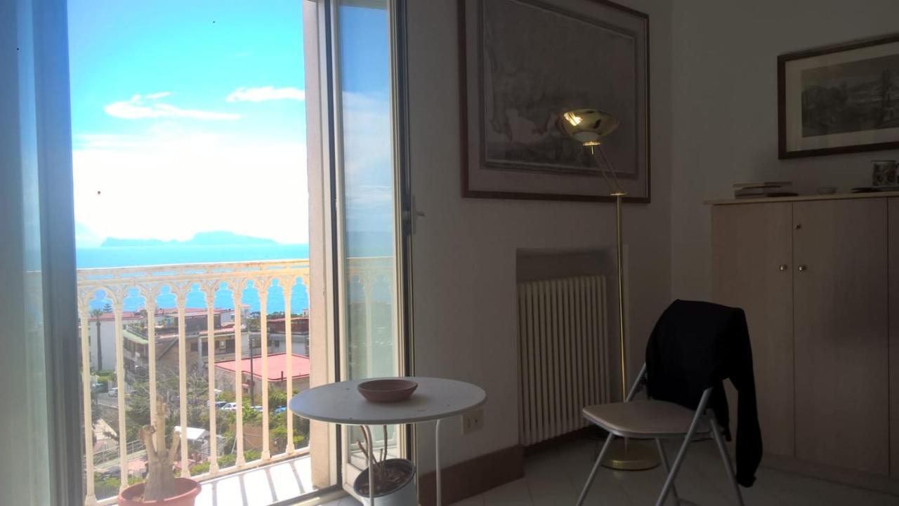 Posillipo: Soggiorno D'Incanto Lägenhet Neapel Exteriör bild